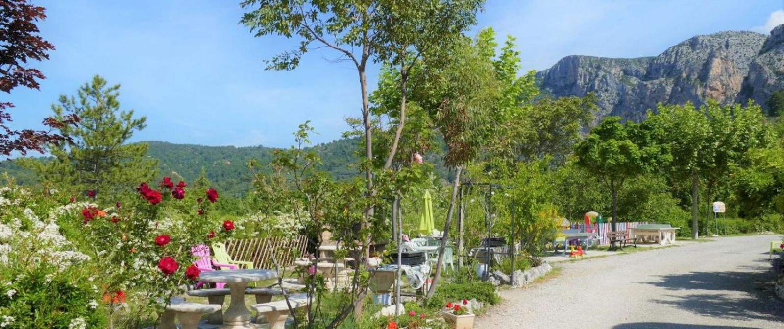 Camping Le Vieux Colombier Moustiers-Sainte-Marie Dış mekan fotoğraf